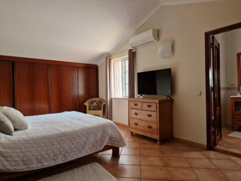 Moradia de Charme com Piscina e Vista Campo | São Brás de Alportel