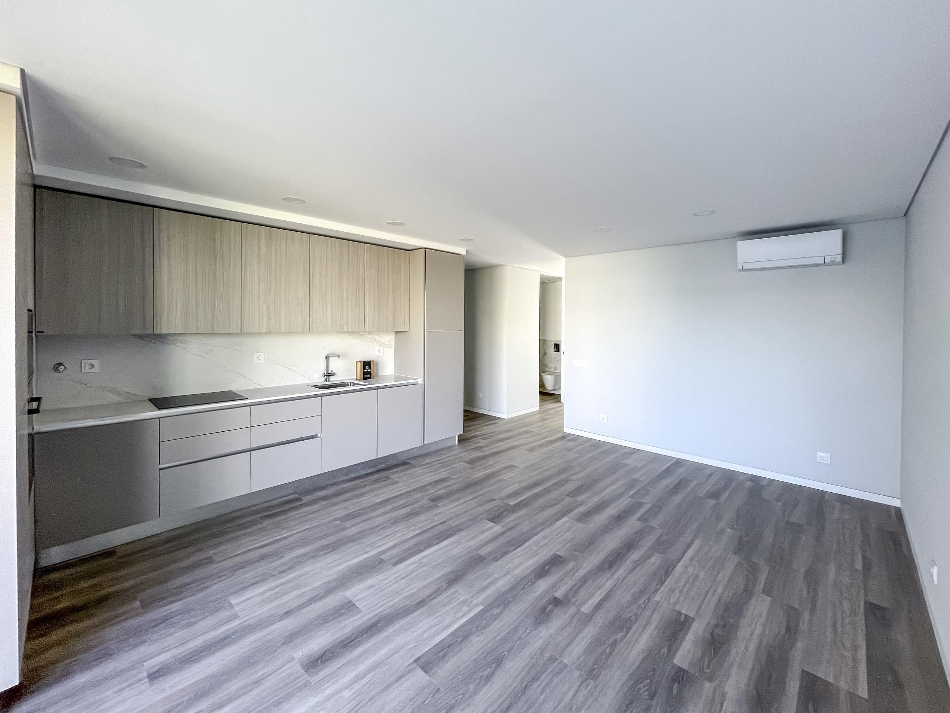 Apartamento T2 Moderno em Almancil com Excelente Localização