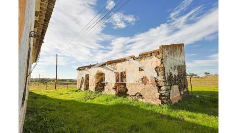 Antiga Casa de Cantoneiros para Reabilitação | 2...