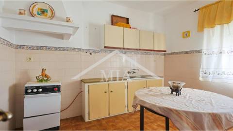 Apartamento T2 – Rés do Chão | Varanda |...
