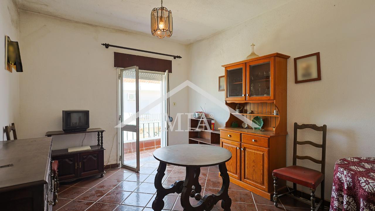Apartamento T3 com Quintal e Anexo | Excelente...