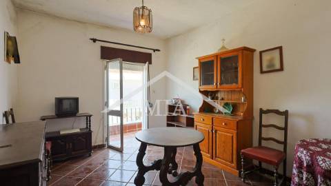 Apartamento T3 com Quintal e Anexo | Excelente...