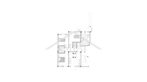 Apartamento T3 com Quintal e Anexo | Excelente...