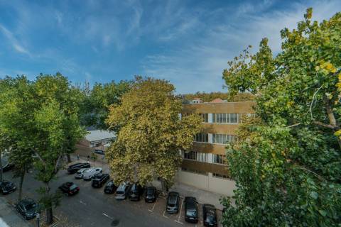 Penthouse T2 Exclusiva na Foz: Terraço Jardim de 400m2 e Vista Mar  Apartamento Recuado na Rua Marechal Saldanha