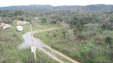 Propriedade com Ruína Única em Santa Margarida da Serra, Grândola - 19.5 Hectares com Ruína, PIP Aprovado para novas construções - Amplos e variados recursos Naturais!