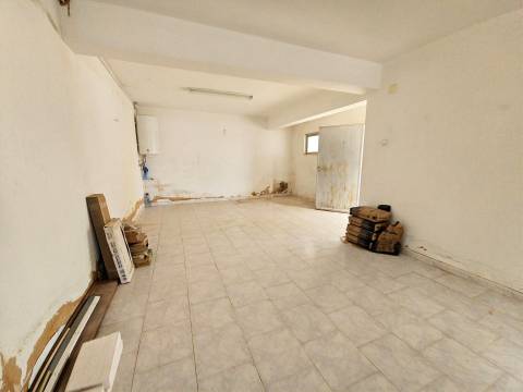 CARTAXO | MORADIA ISOLADA | T2 | SÓTÃO l LAVANDARIA | CHURRAQUEIRA | ANEXO | TERRENO | ESPAÇO PARA CRESCER